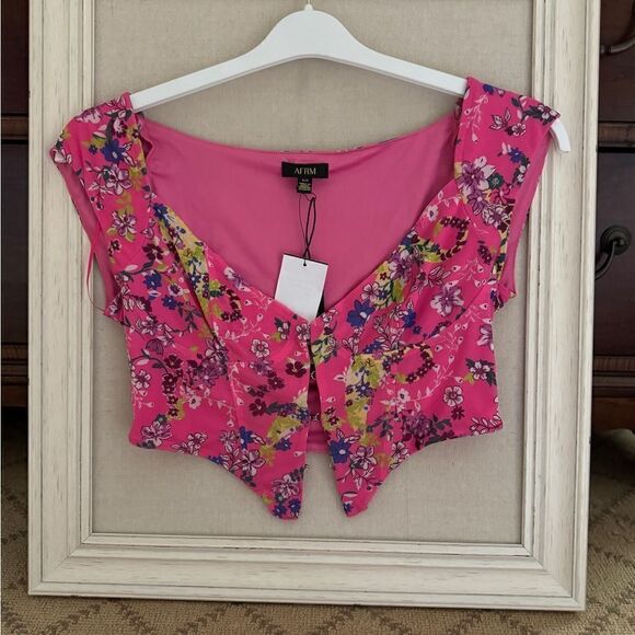 AFRM bright Pink floral front clasp cropped vest with cap sleeves NWT S - Picture 1 of 9